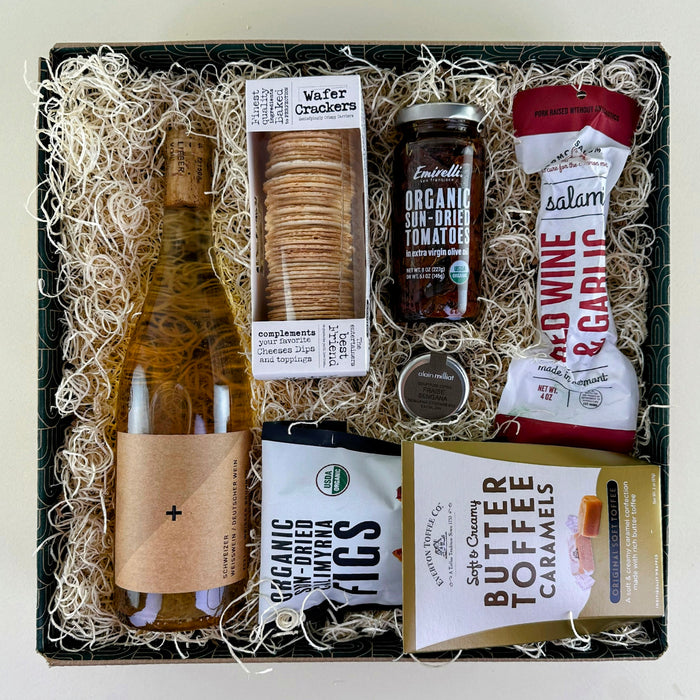 Wine and Charcuterie Pairing Box