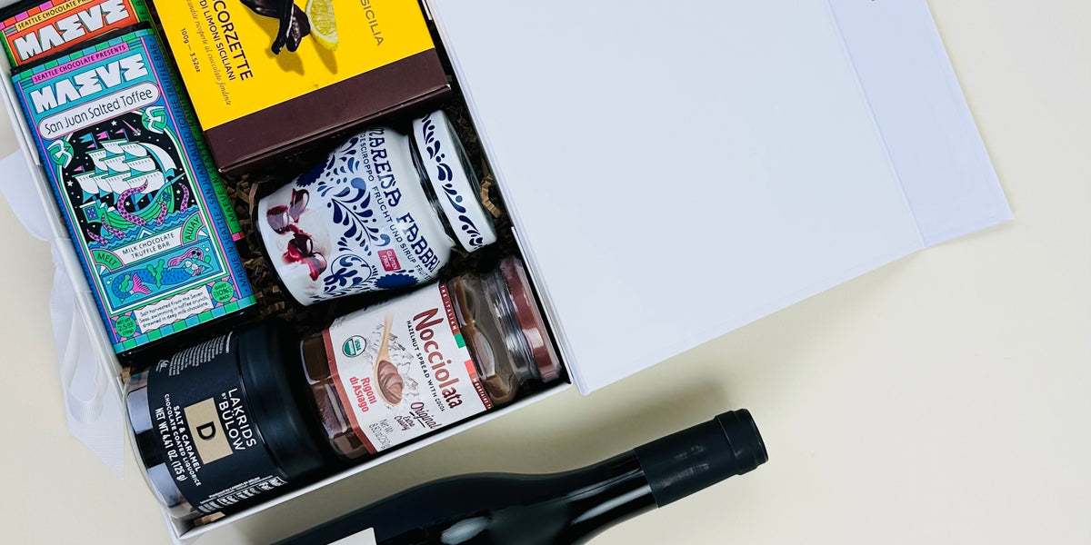 Premium Dessert Wine 1998 ギフトボックス入り Chocolate and Cherry Gift Box + French Dessert Wine — Guildford Green